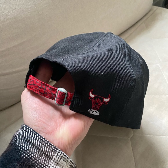 New Era Chicago Bulls Strap Back - Picture 3 of 3